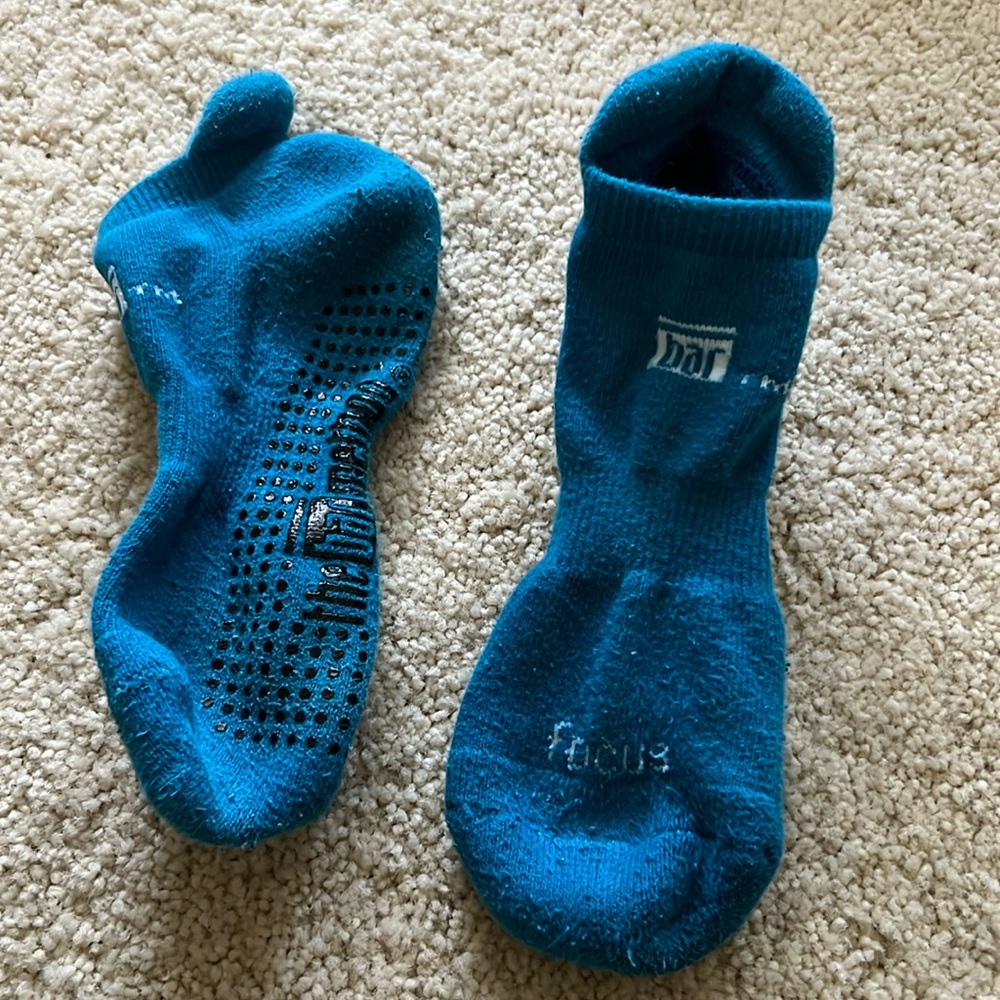 The bar method sticky socks